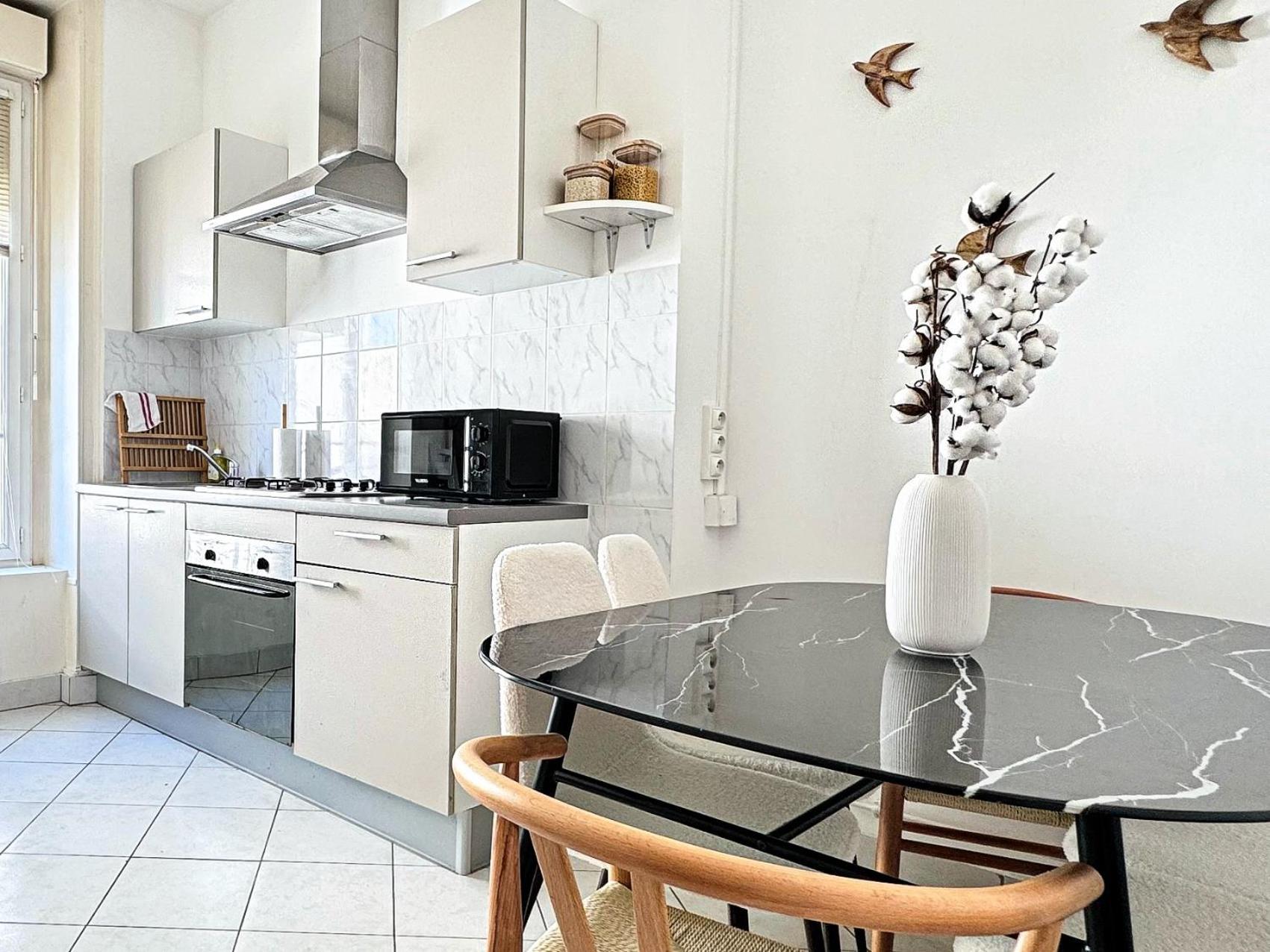 Suite Cinnabar Oullins Exterior foto